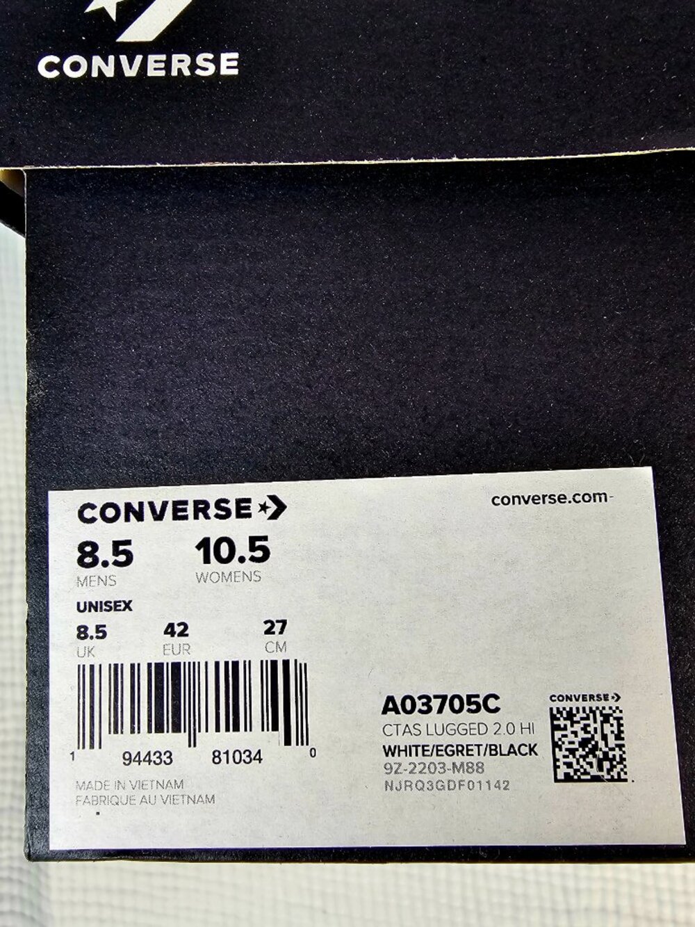 😍NWT😍 Converse Chuck Taylor All Star Lugged 2.0 Leather High Top Size 10.5 - Picture 2 of 7
